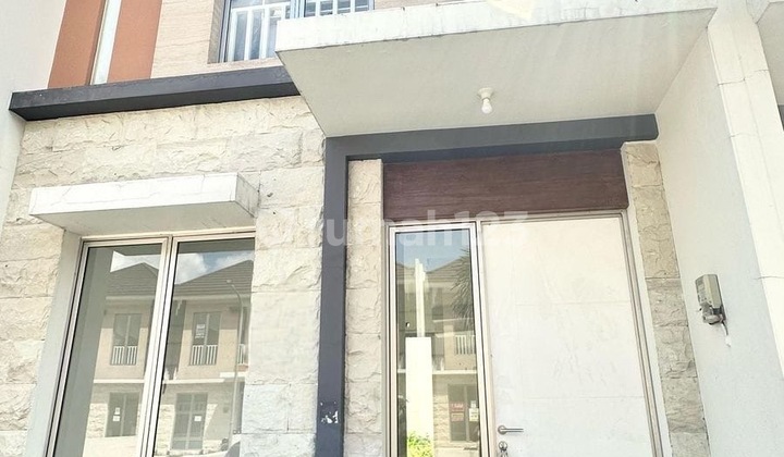 Disewakan Rumah Greenland Menganti Gresik 1