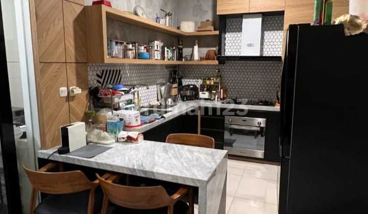 Rumah 2 Lantai Semifurnish di Taman Holis Indah Bandung 2