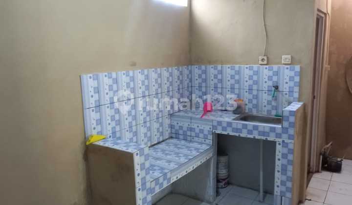 Minimalist House in Padalarang Complex, Bandung 2