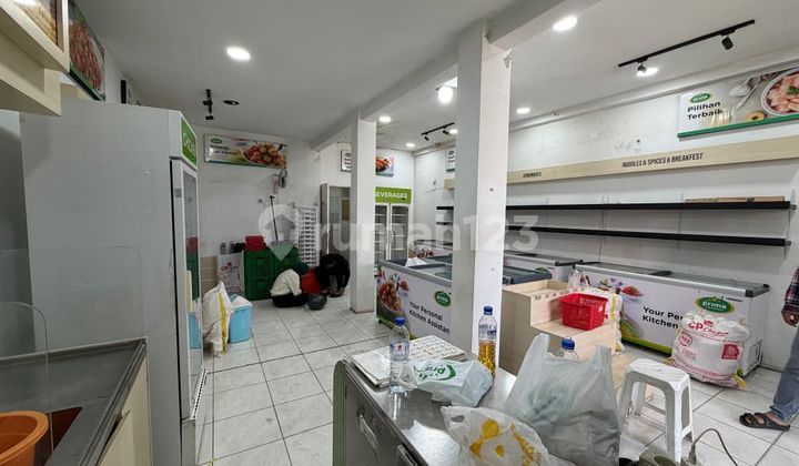 Ready-to-Use Shophouse in the City Center, Ciateul Wing Bandung Ready-to-Use Shophouse in the City Center, Ciateul Wing Bandung