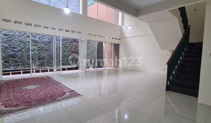 New House for Sale in Setraduta, Bandung City 2