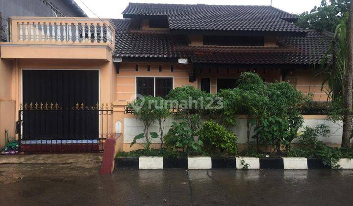 Rumah dengan tanah yang luas 1