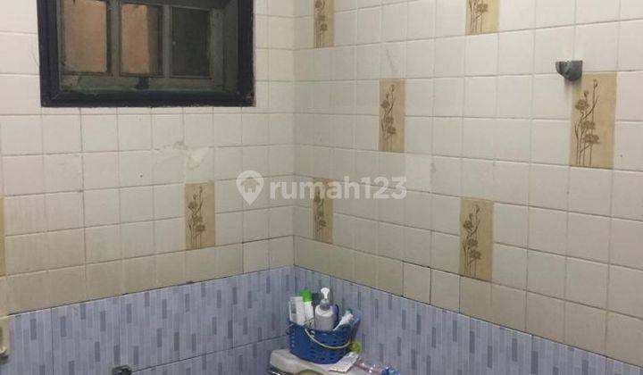 Rumah dengan tanah yang luas 3