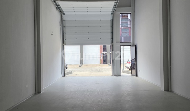 Ready-to-Use Bizpark Pik2 Warehouse, Only 6x20 Warehouse