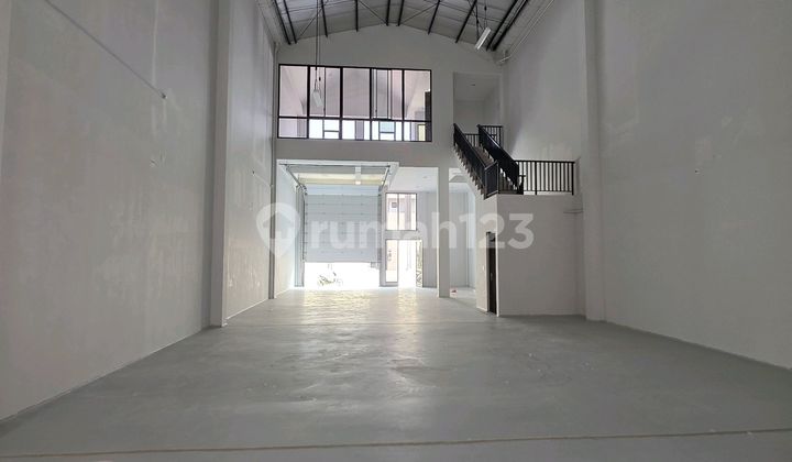 Ready-to-Use Bizpark Pik2 Warehouse 9x30 Multipurpose