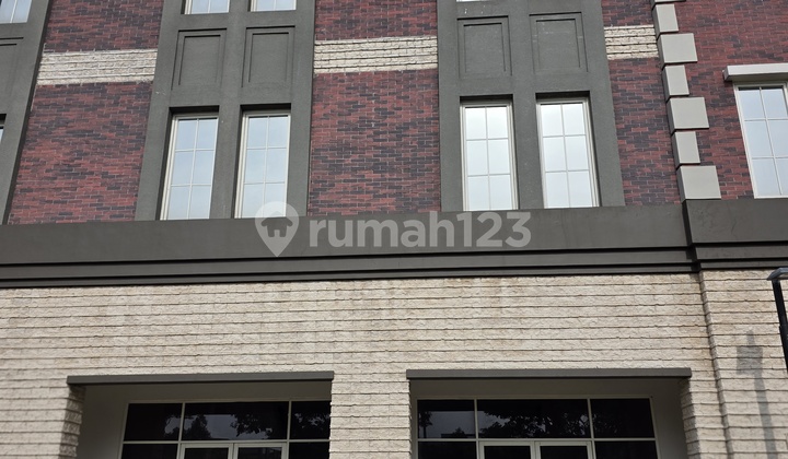 For Sale: Adjoining Shophouses (5 Units) in Pik2, Facing Jl Boulevard 1
