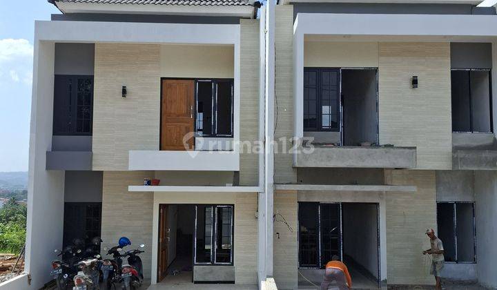 Rumah Exclusive di Cluster Baru Banyumanik Semarang 2