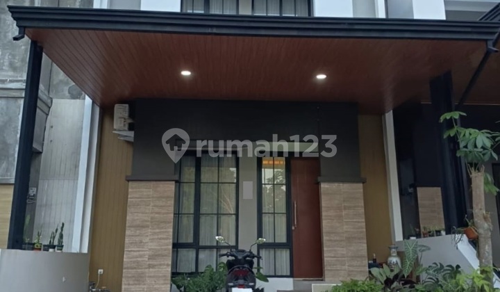 Dijual Rumah 2 Lantai Siap Huni Dalam Cluster di Banyumanik Semarang 1