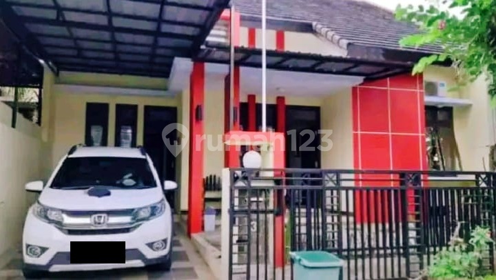 Dijual Rumah Siap Huni di Cluster Mega Residence Banyumanik Semarang 1