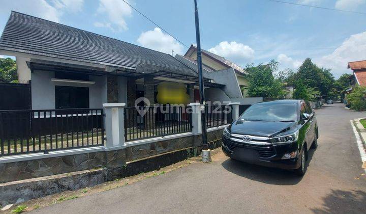 Disewakan Rumah Luas di Karangrejo Banyumanik Semarang 1