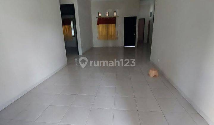 Disewakan Rumah Luas di Karangrejo Banyumanik Semarang 2