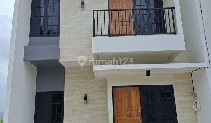 Rumah 2 Lantai Exclusive Bebas Banjir Dalam Cluster di Semarang Atas 2