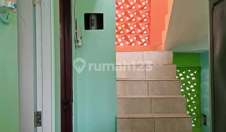 For Sale: Women's Boarding House in Banjarsari, Tembalang, Semarang, Near Undip Tembalang Campus. 2
