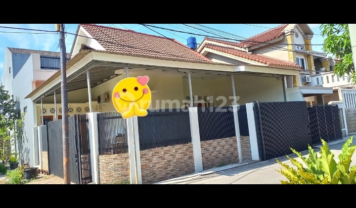 Dijual cepat rumah bagus dan rapih siap huni di Pulo Gebang Permai, Jakarta Timur, Posisi hook depan lapangan 1