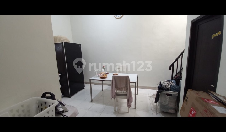 Dijual cepat rumah bagus dan rapih siap huni di Pulo Gebang Permai, Jakarta Timur, Posisi hook depan lapangan 15