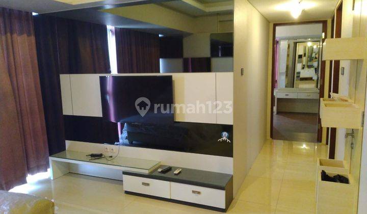 Apartemen The Linden 3br Direnovasi Menjadi 2br, Full Furnish di Surabaya Pusat  2