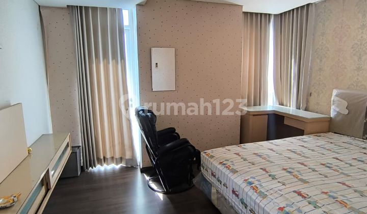 Apartemen Trillium, Full Furnish, posisi di pusat kota Surbaya 2