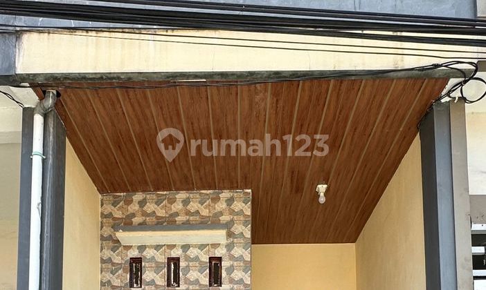 Rumah Surabaya Timur harga 300 JT-an Rumah Surabaya Timur harga 300 JT-an