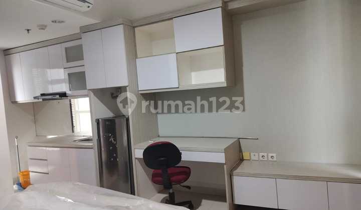 Disewakan Apartemen 1 BR The Crest Furnish Cengkareng Jakarta Barat