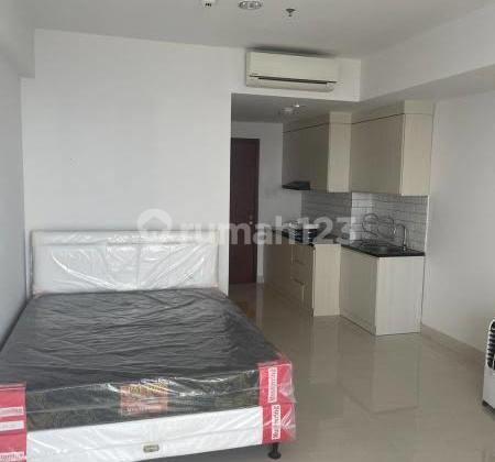 Rent a Studio Apartment at West Vista, West Jakarta 2
