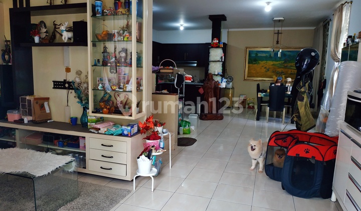 Rumah Cantik Taman Semanan indah Jakarta Barat