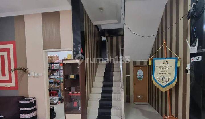 Rumah Cantik 2,5 Lantai Taman Ratu Kebon Jeruk 2