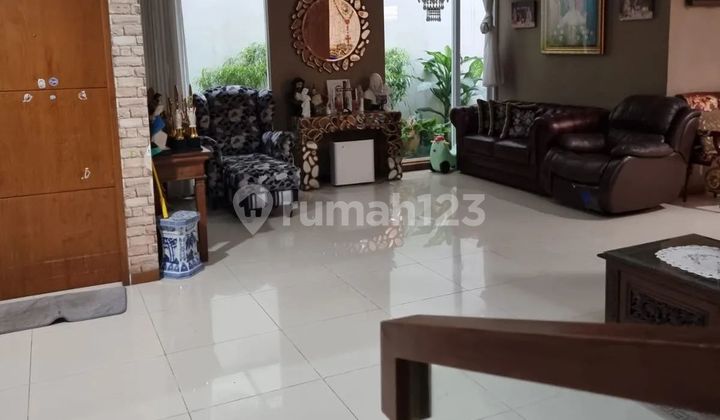 Rumah Mewah 2 Lantai Pondok Indah Jakarta Selatan Rumah Mewah 2 Lantai Pondok Indah Jakarta Selatan