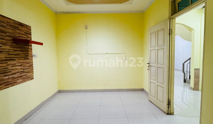 Rumah 2 Lantai Full Dikosambi Baru Jakarta Barat 2