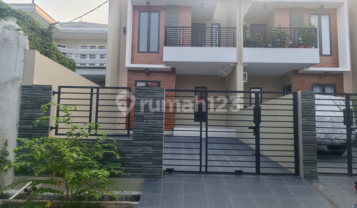 Rumah Cantik 2 Lantai New Persada Sayang Rawa Buaya 