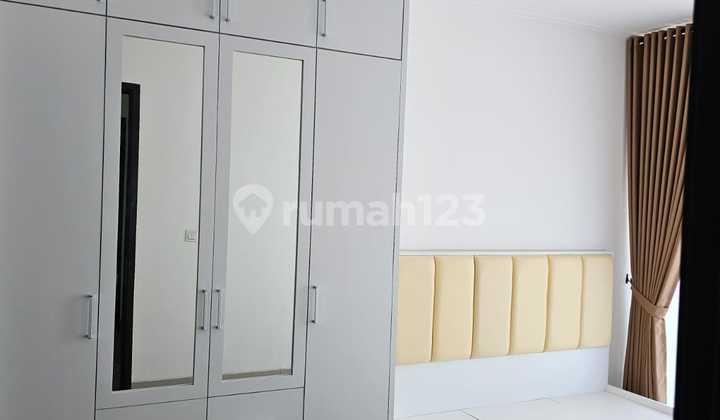 Rumah 2 Lantai Cantik Furnish di Pik 2 Cluster Baltimore