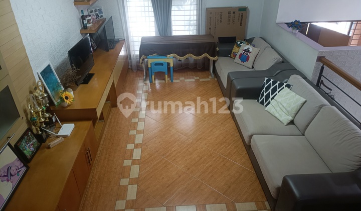 Jual Rumah Cantik Hooke di Bojong Indah Rawa Buaya