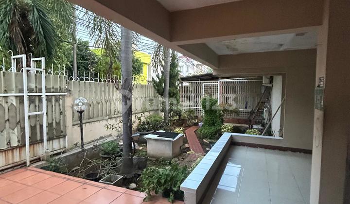 Cheap House on Mangga Duri Street, Kepa, Kebon Jeruk. 2
