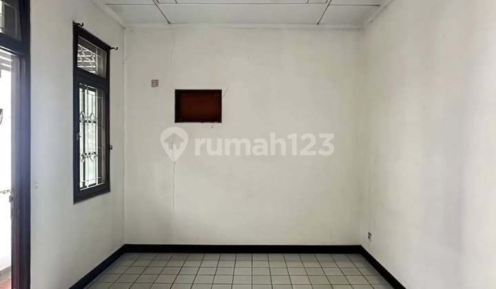 Rumah Siap Huni di Pondok Indah, LT 246 LB 220 2