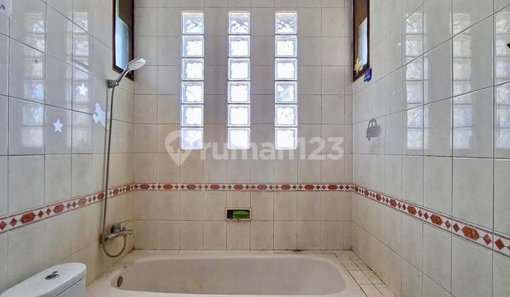 Rumah Hook Dalam Cluster Bintaro Sektor 9, LT 456 LB 238 2