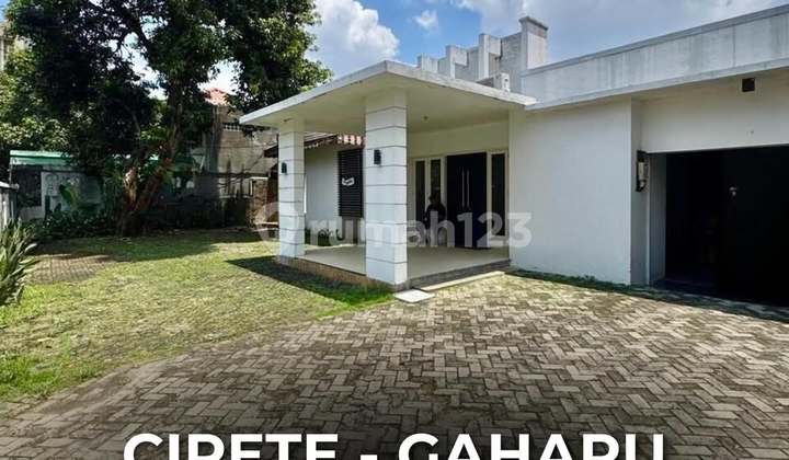 Rumah Siap Huni Halaman Luas di Cipete - Gaharu, LT 912 LB 500