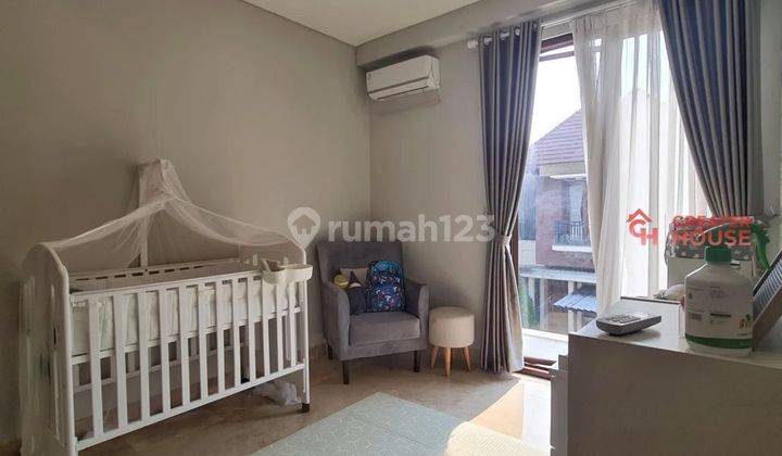 Rumah Bagus Fully Furnish dalam Townhouse Pasar Minggu (LT/LB: 185/300) 2