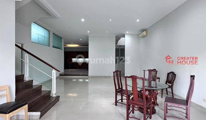 Modern Minimalist House di Pondok Indah (LT/LB: 252/364) 1