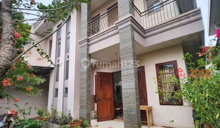 Rumah Bagus Siap Huni di Veteran, Bintaro (LT/LB: 250/400) 1