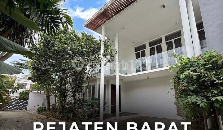 Rumah Modern Design di Cluster Pejaten Barat, LT 543 LB 400