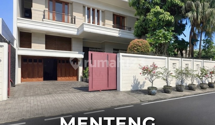 Rumah Mewah Modern Siap Huni di Menteng, LT 595 LB 900 1