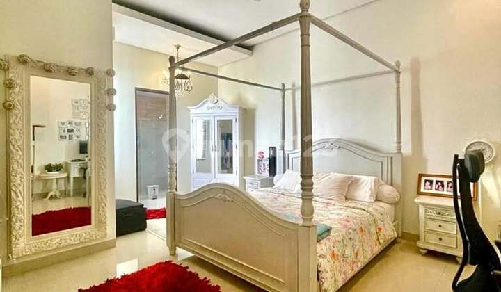 Rumah Mewah Modern Semi Furnished di Townhouse Duren Tiga, LT 536 LB 500 2