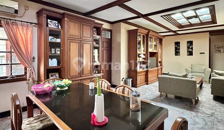 Rumah Siap Huni di Area Senopati - Kebayoran Baru, LT 401 LB 280 2