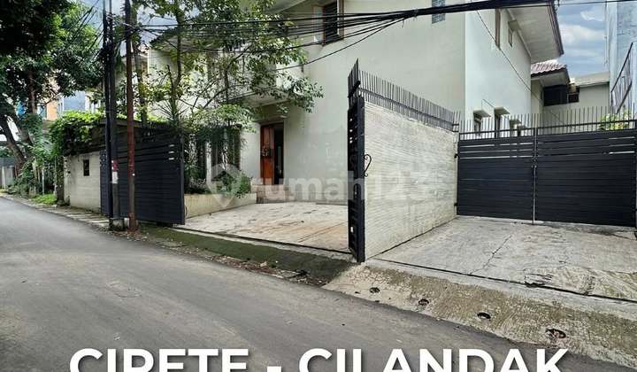 Rumah Bagus Terawat di Cipete - Cilandak, LT 590 LB 350