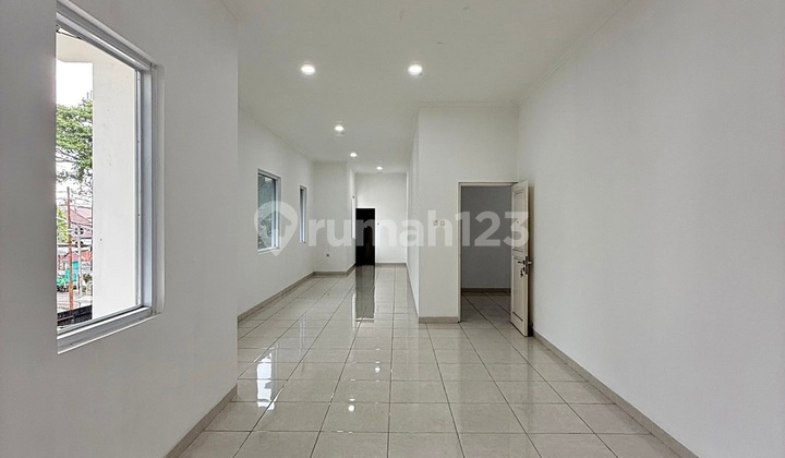 Rumah dan Kost 18 Kamar di Menteng, LT 732 LB 1000 2