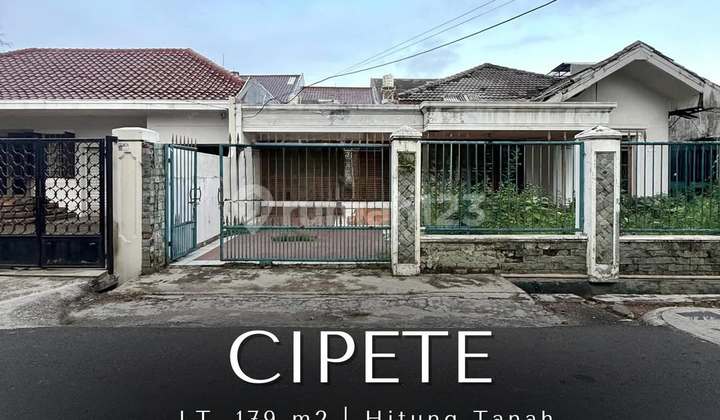 Rumah Lama Hitung Tanah di Area Perumahan Cipete, LT 179