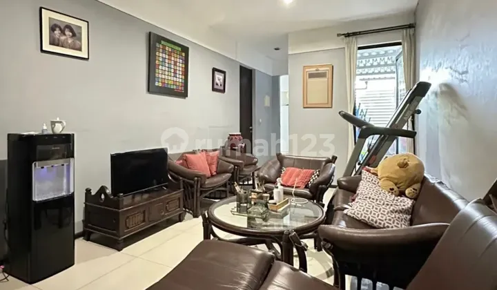 Rumah Modern Minimalis di Townhouse Veteran Bintaro, LT 283 LB 250 2