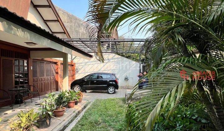 Rumah Siap Huni di Lokasi Premium Kebayoran Baru, Lt 401 Lb 289 2