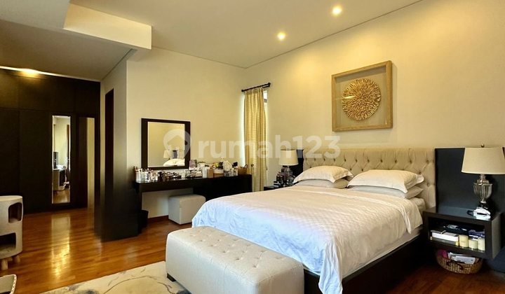 Modern Minimalist House di Townhouse Cipete, LT 176 LB 330 2