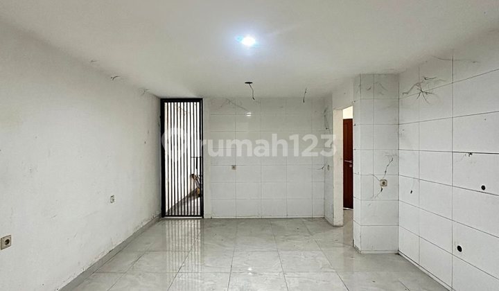 Rumah Terawat 1 Lantai di Radio Dalam, LT 348 LB 318 2