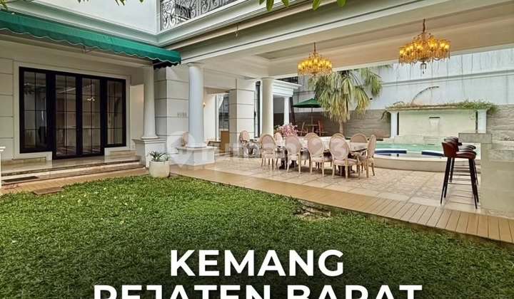 Luxurious Modern Classic House di Kemang - Pejaten Barat, LT 1312 LB 1200